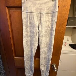 lululemon athletica Gray Camouflage Leggings